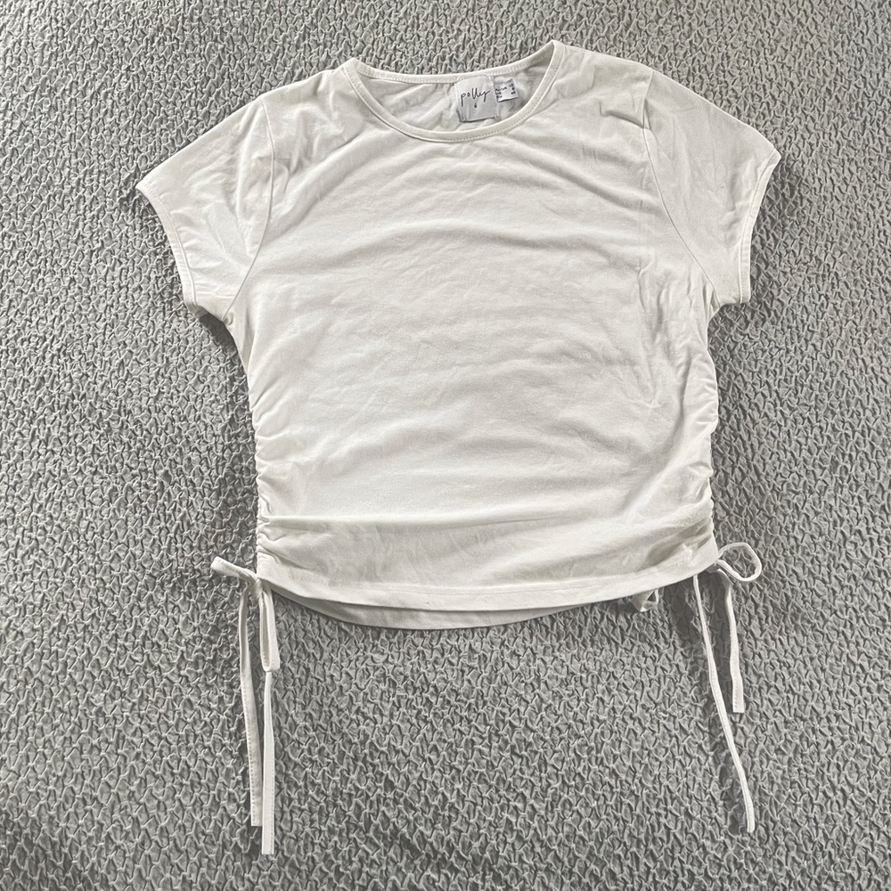 White short sleeve top with ruched details